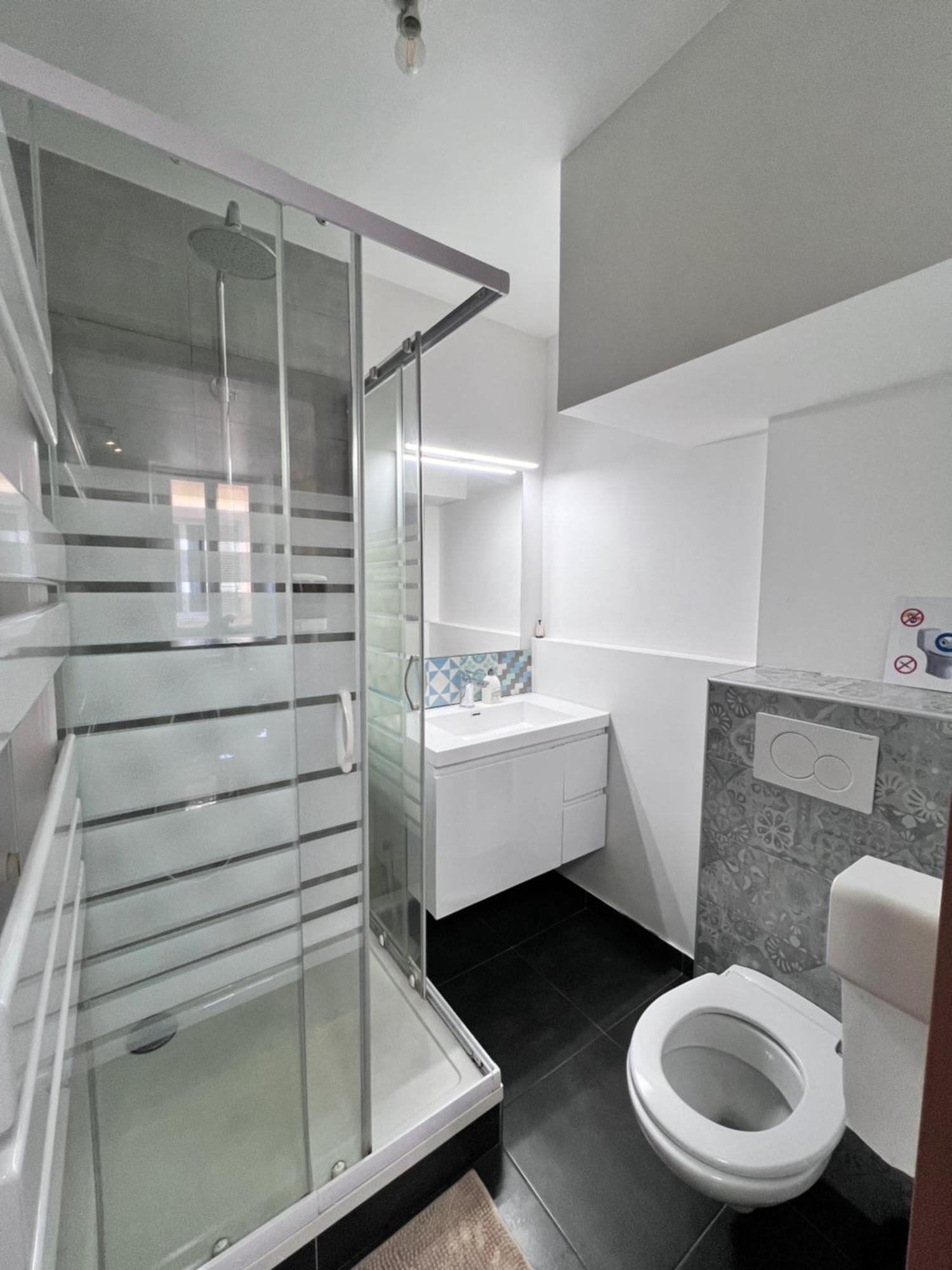 Appartements Marseille Cours Julien Luaran gambar