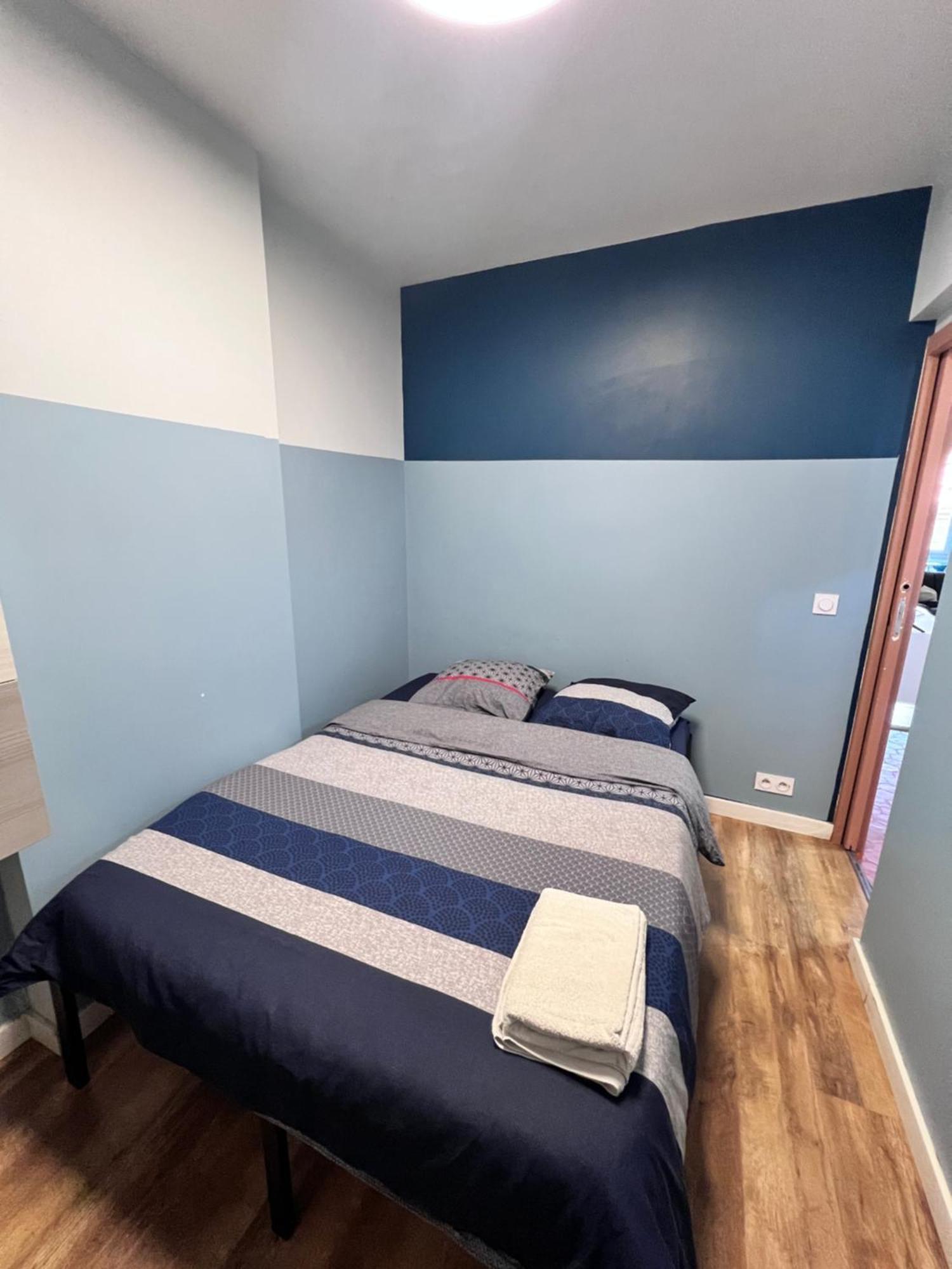 Appartements Marseille Cours Julien Luaran gambar
